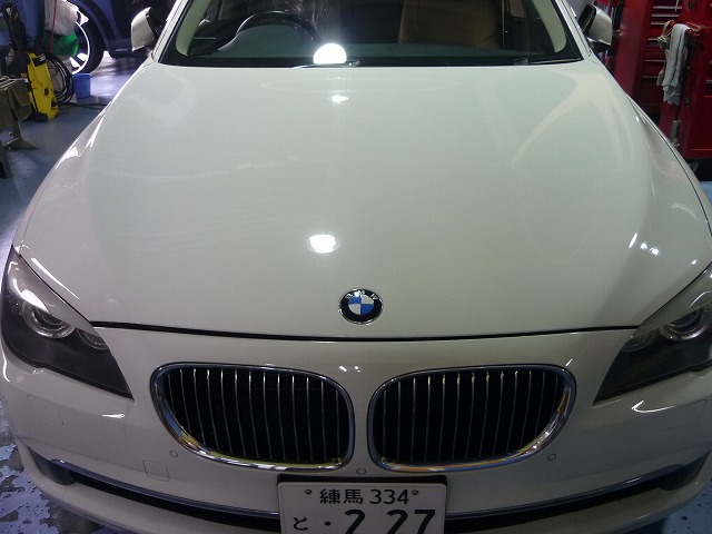 BMW Ｆ０１ ７４０i ヘッドライト 修理   東京でベンツの修理やBMW修理